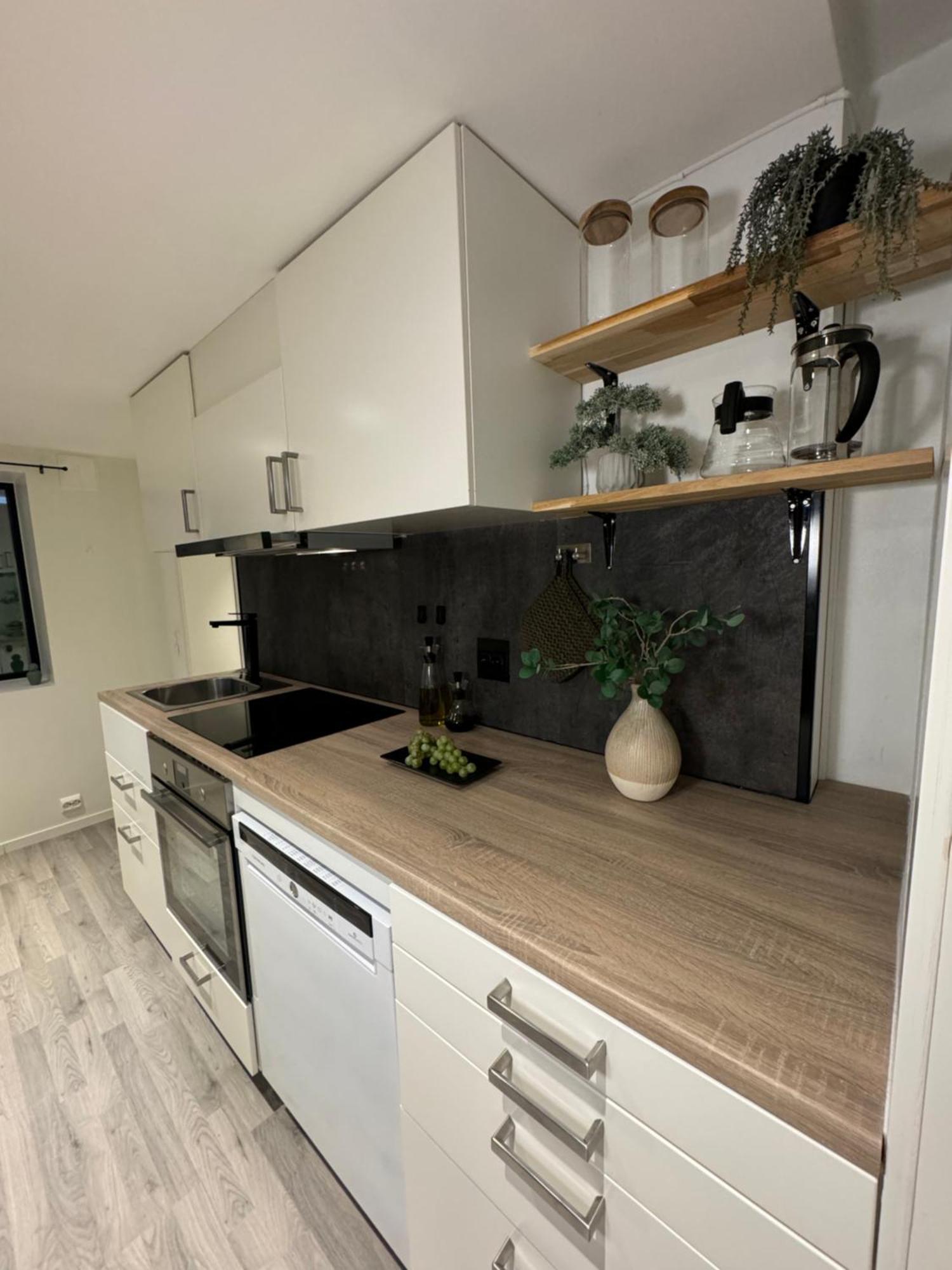 Aurora Polaris Apartment - 750M From Citycenter - Free Parking トロムソ エクステリア 写真